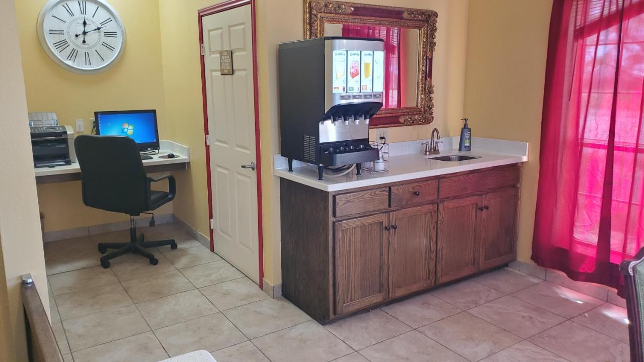 La Bonita Inn&suites -